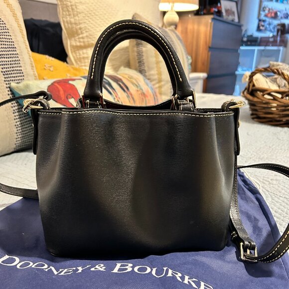Dooney & Bourke Mini Barlow - Picture 2 of 10